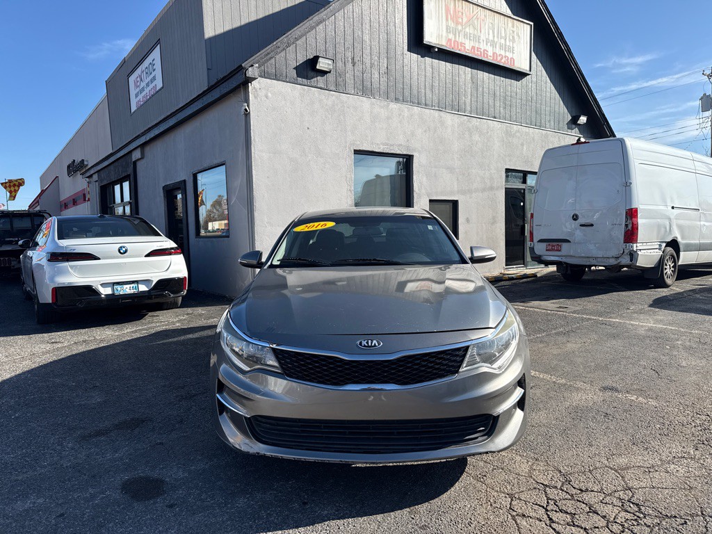 2016 Kia Optima Image 2