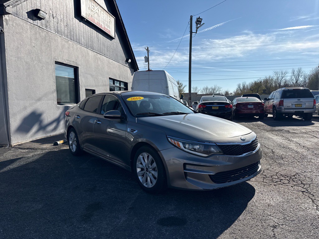 2016 Kia Optima Image 3