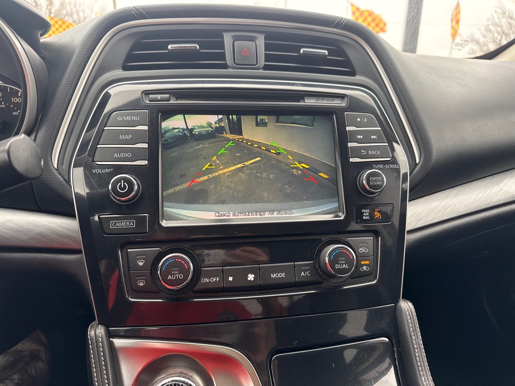 2018 Nissan Maxima Image 12