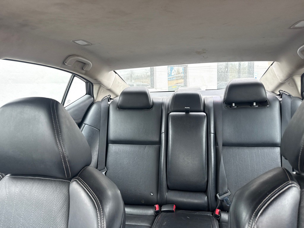 2018 Nissan Maxima Image 13