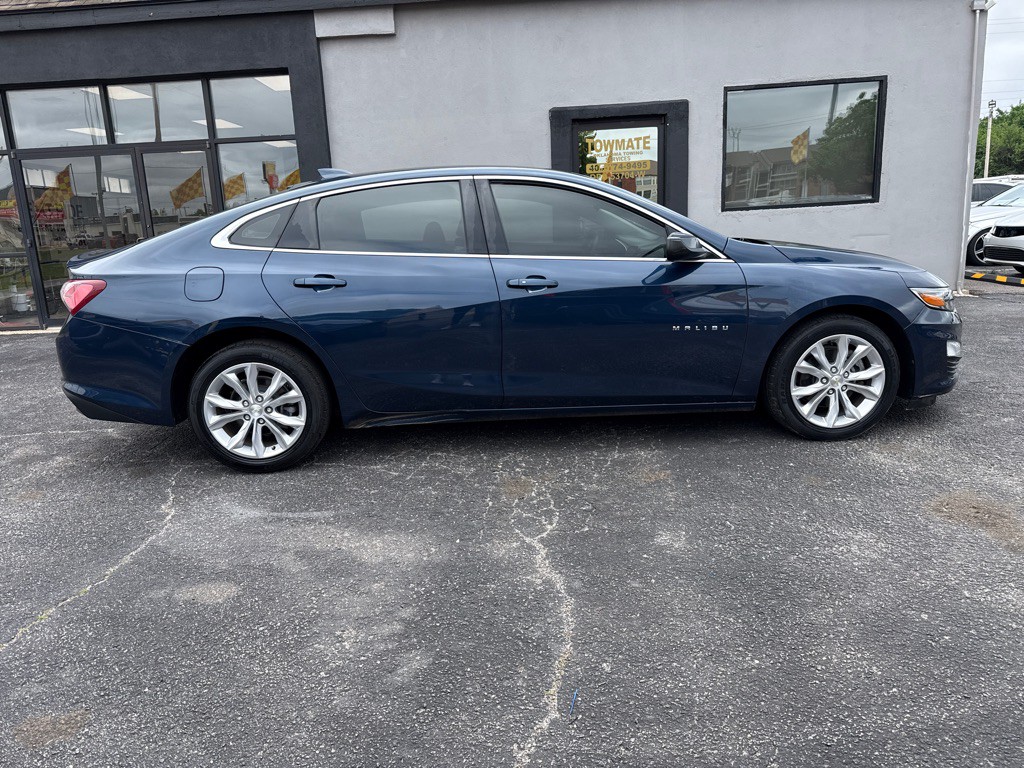 2020 Chevrolet Malibu Image 4