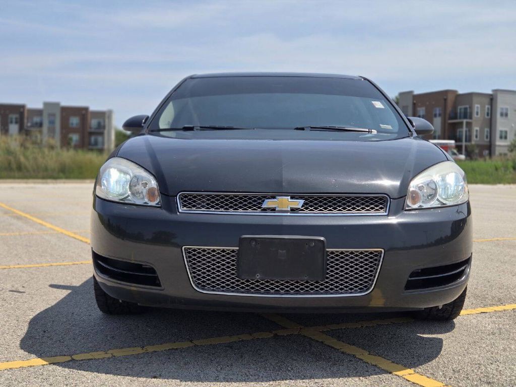 2014 Chevrolet Impala Image 2