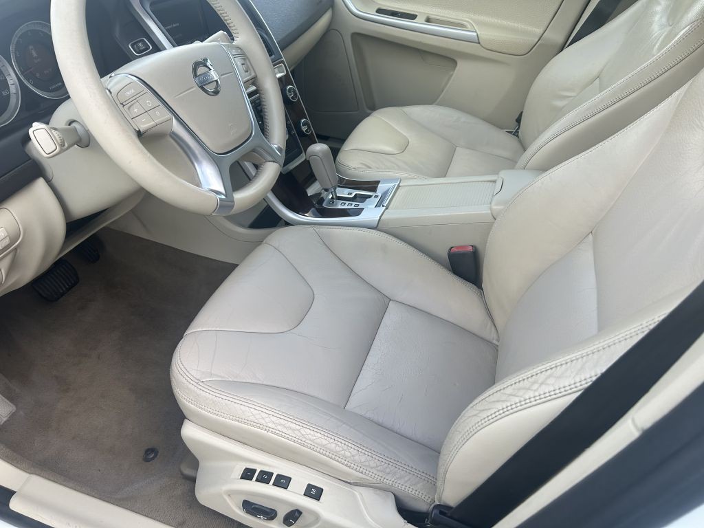 2012 Volvo XC60 Image 7