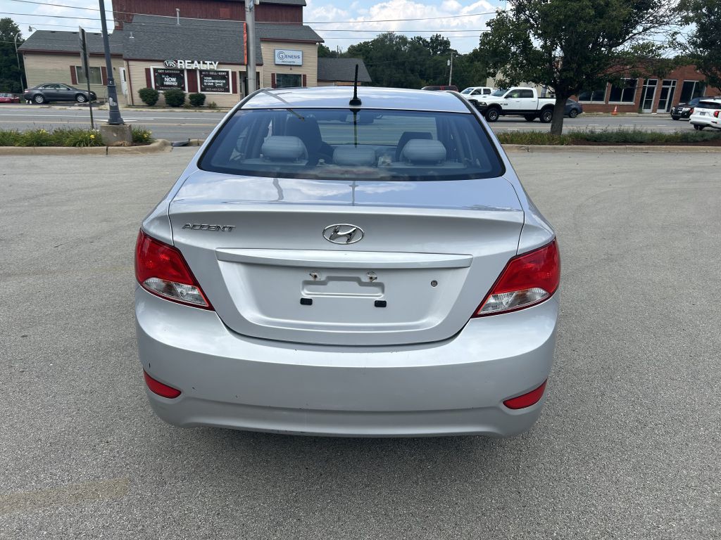 2017 Hyundai Accent Image 5
