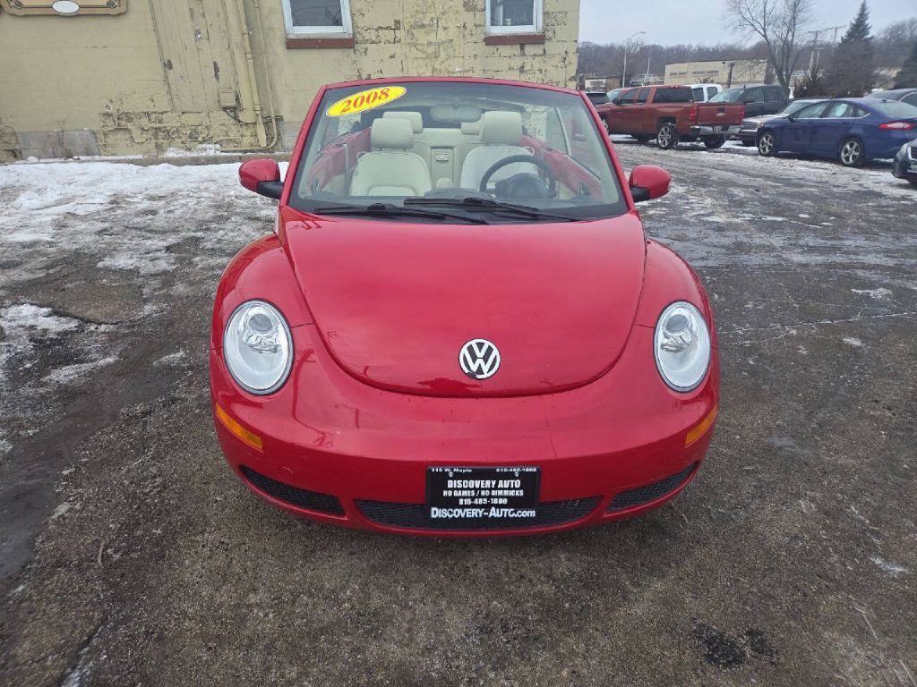 2006 Volkswagen Beetle Image 2