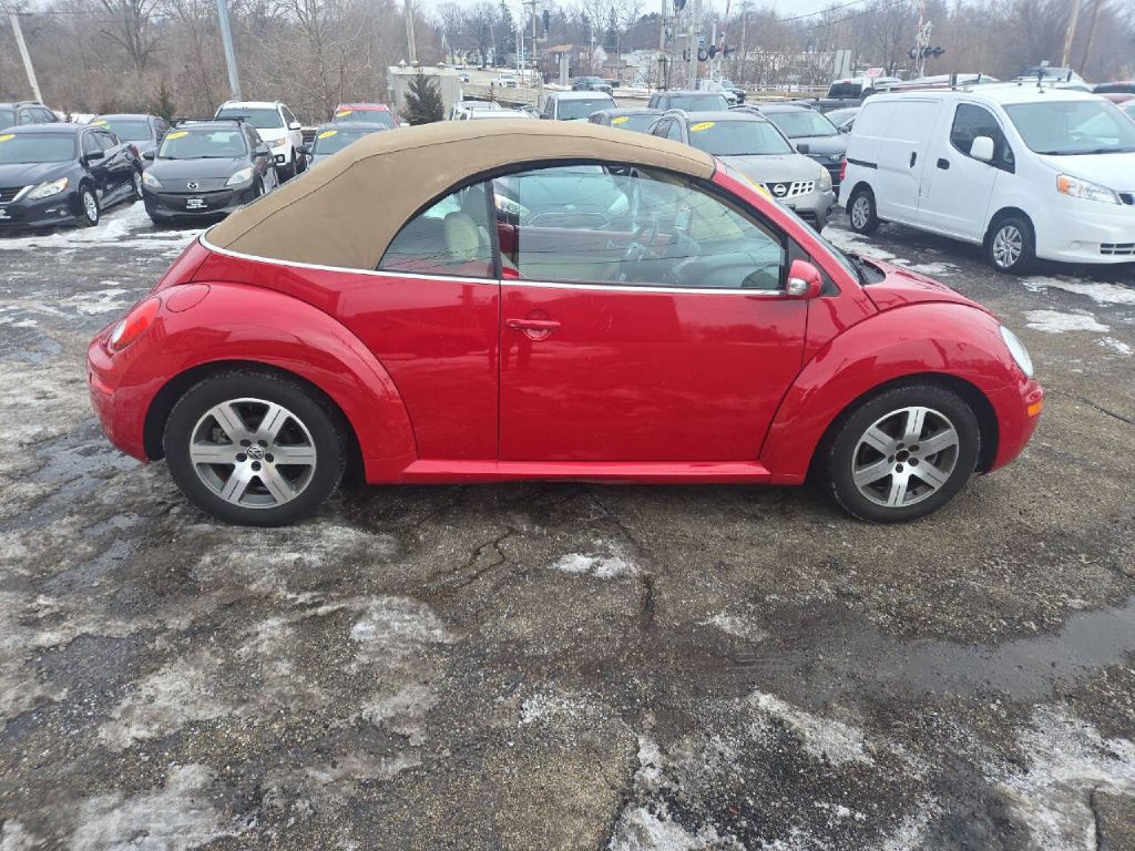 2006 Volkswagen Beetle Image 6