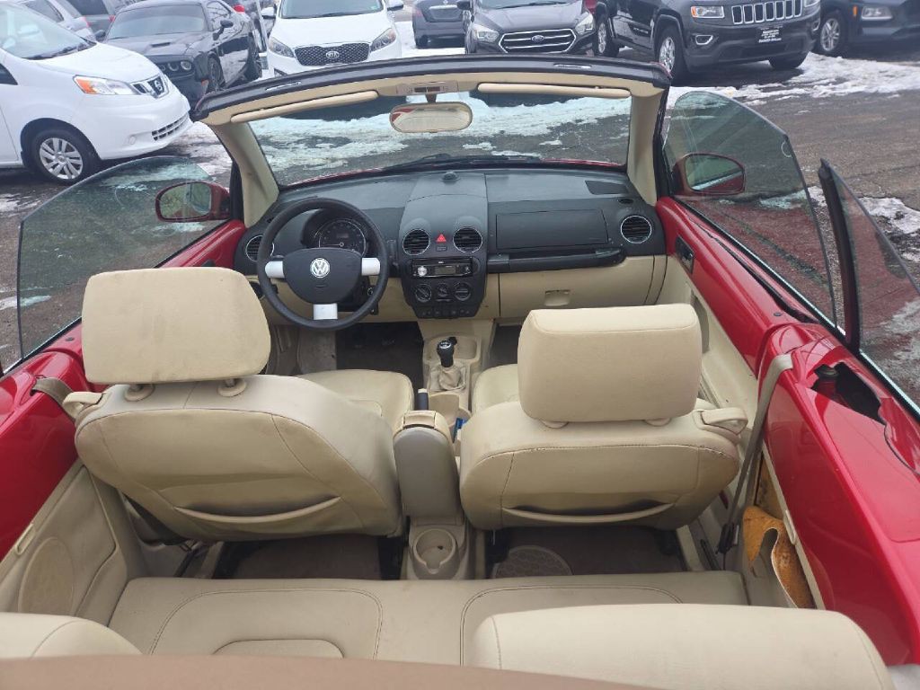 2006 Volkswagen Beetle Image 12