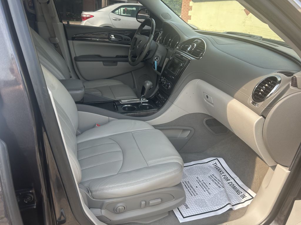 2016 Buick Enclave Image 16