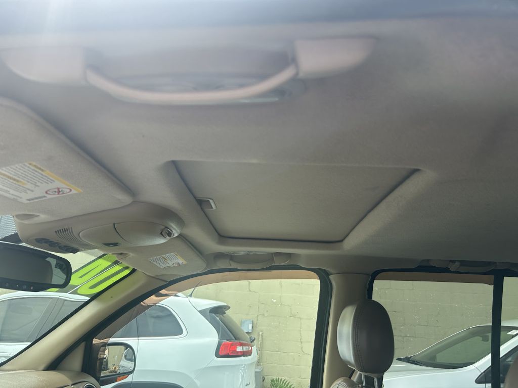 2004 GMC Envoy Image 20