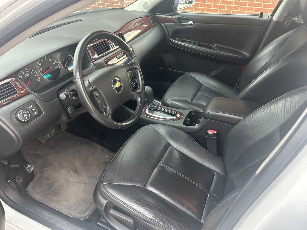 2010 Chevrolet Impala Image 7