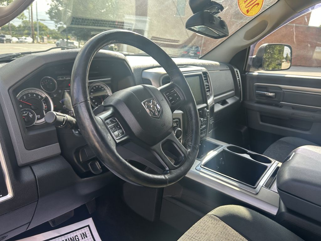 2015 RAM 1500 Image 12