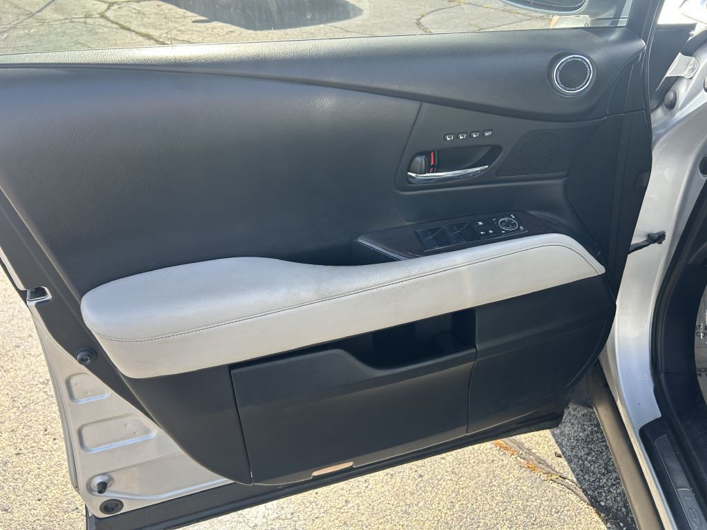 2013 Lexus RX Image 18