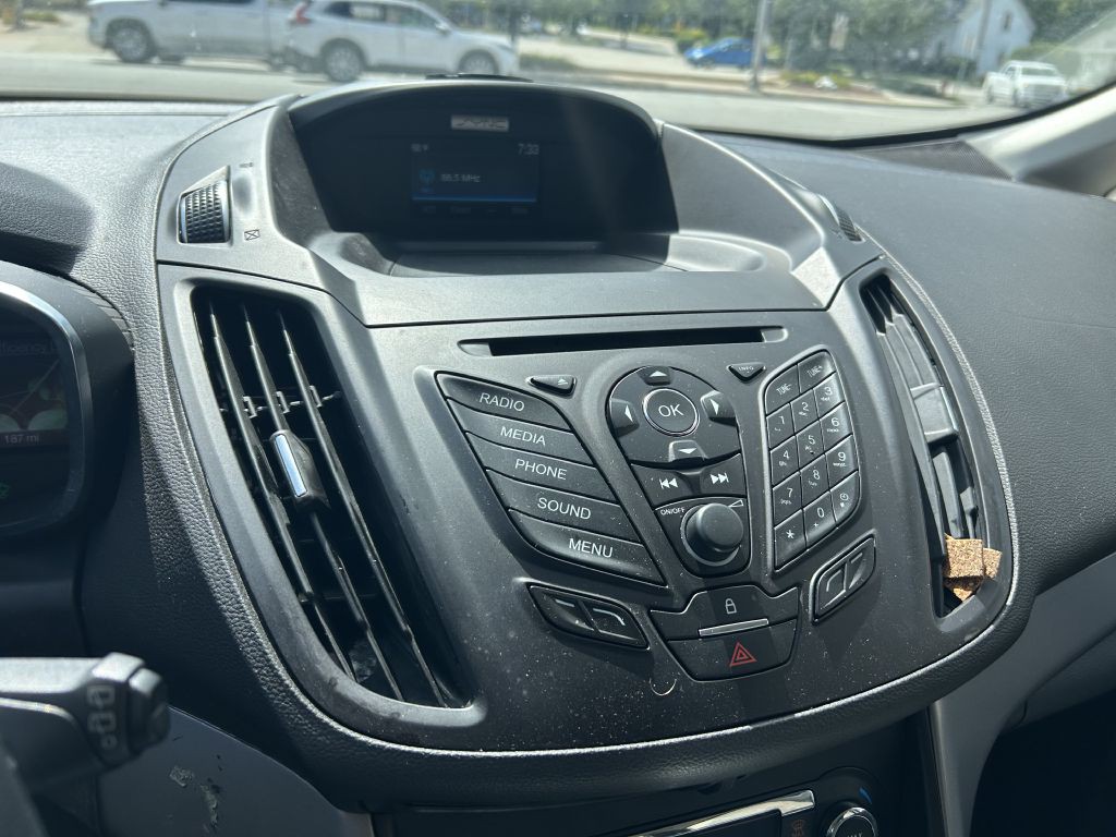 2016 Ford C-Max Image 10