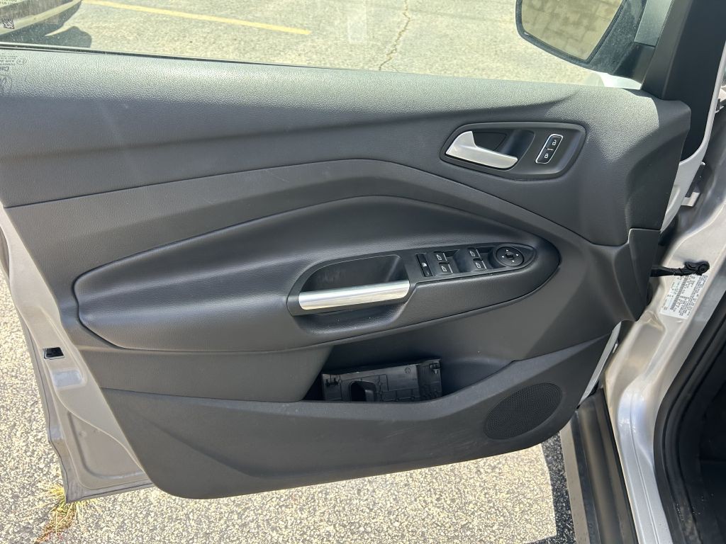 2016 Ford C-Max Image 11