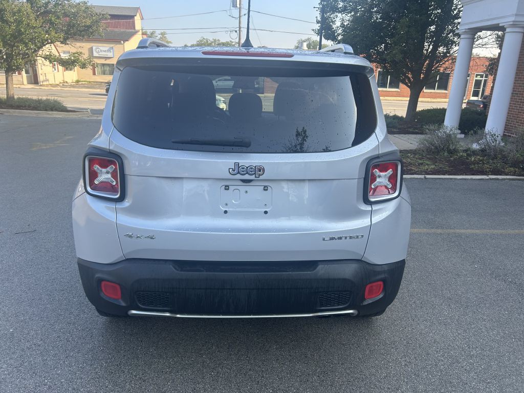 2015 Jeep Renegade Image 5