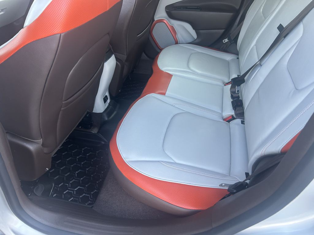 2015 Jeep Renegade Image 11