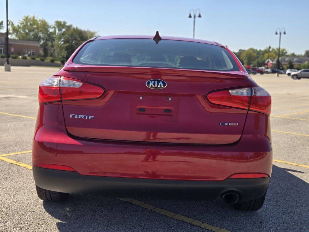 2015 Kia Forte Image 5