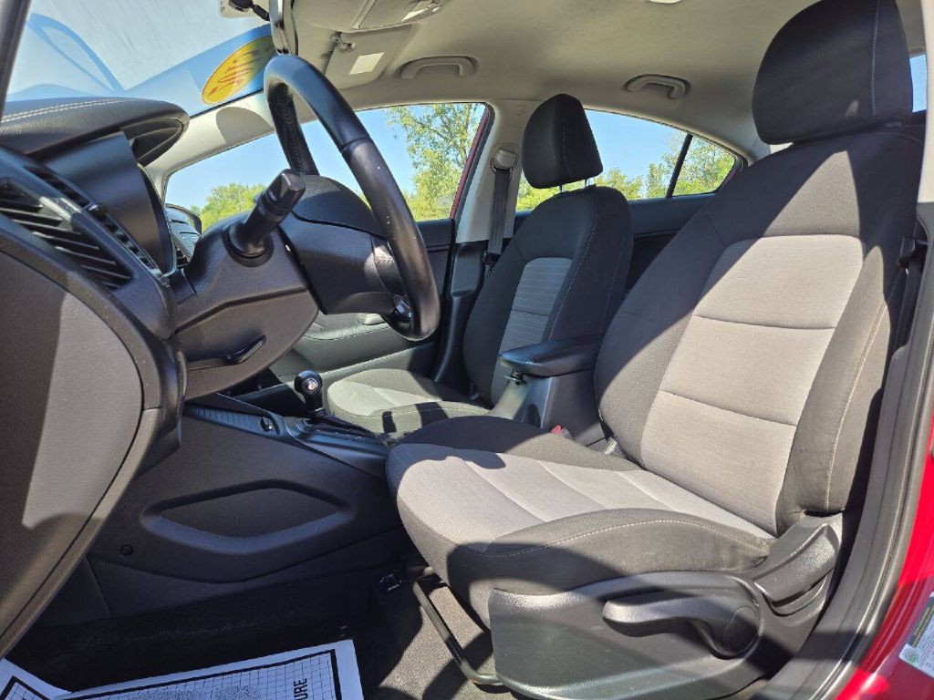 2015 Kia Forte Image 10