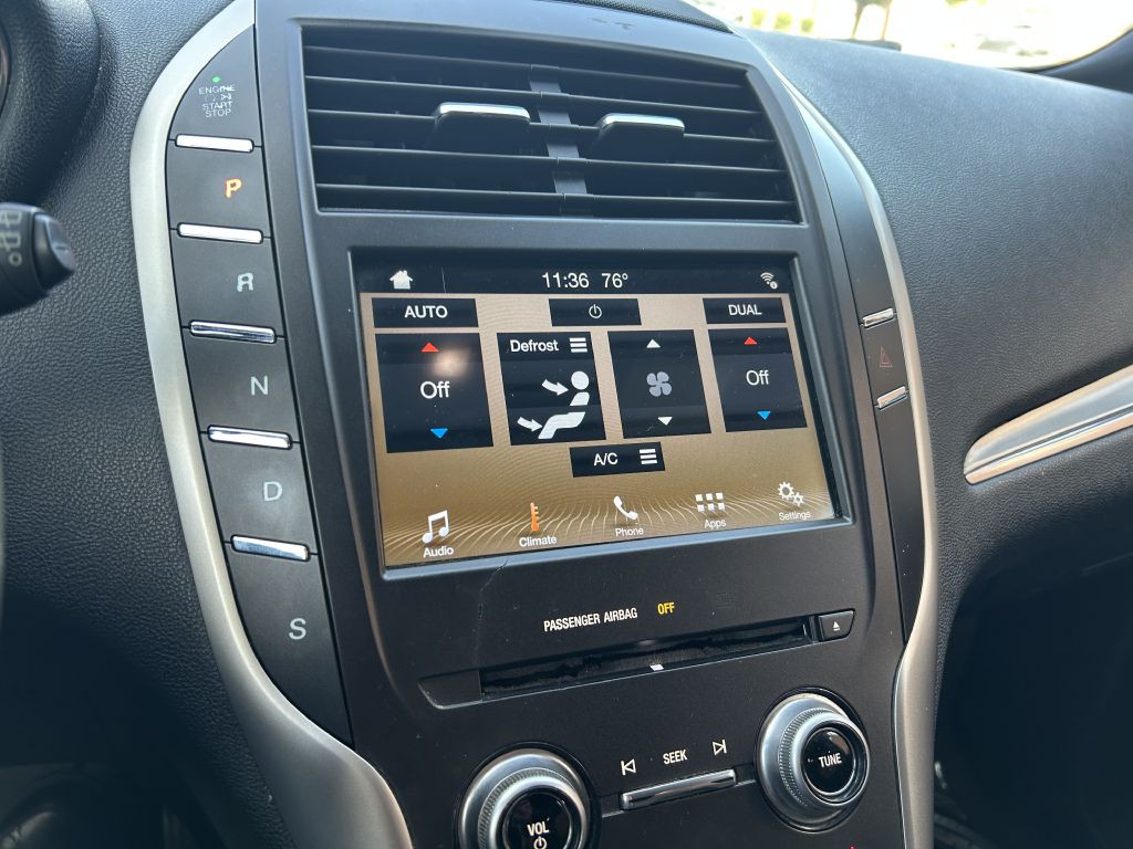 2016 Lincoln MKC Image 9
