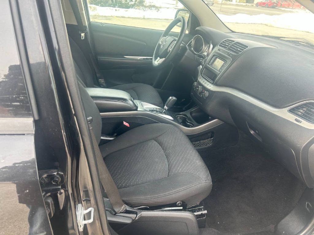 2012 Dodge Journey Image 9