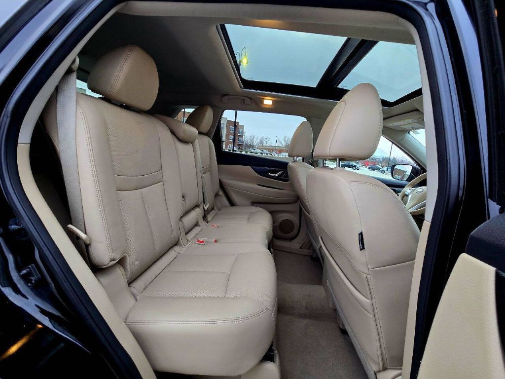 2014 Nissan Rogue Image 15