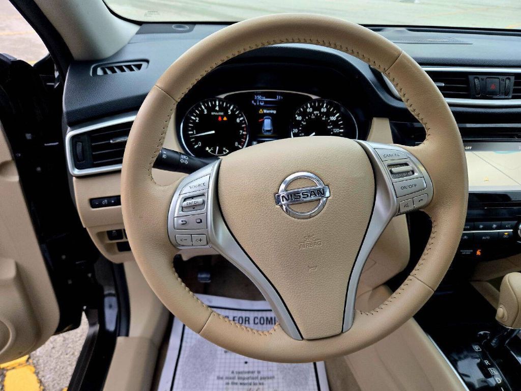 2014 Nissan Rogue Image 17