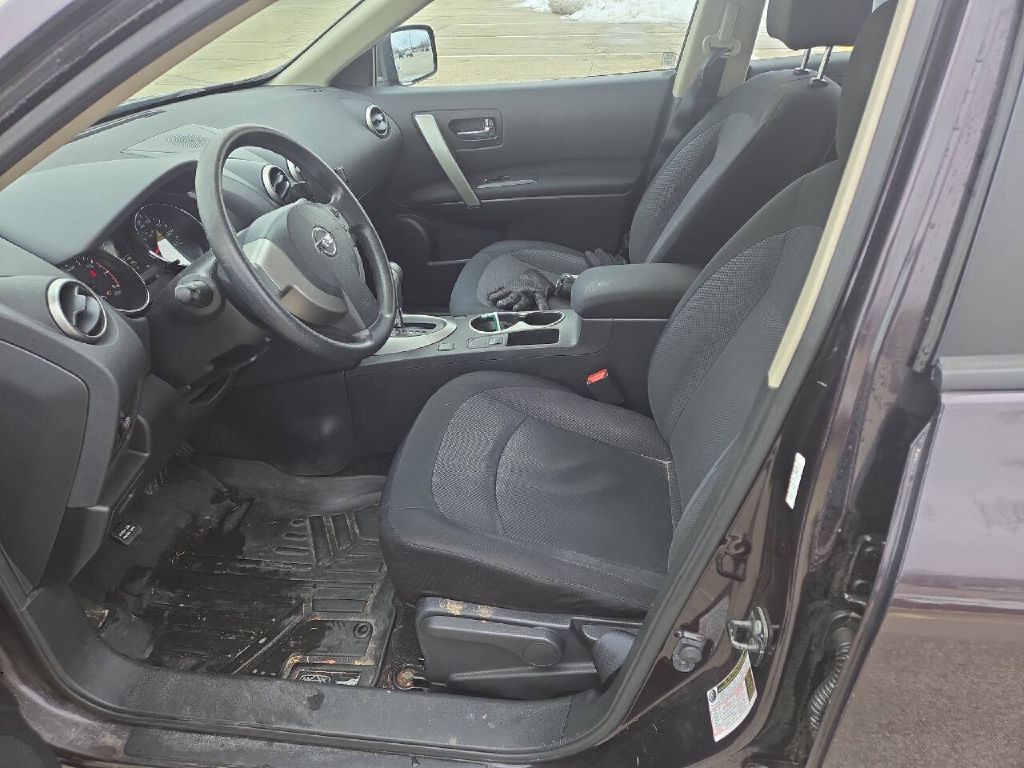 2013 Nissan Rogue Image 7