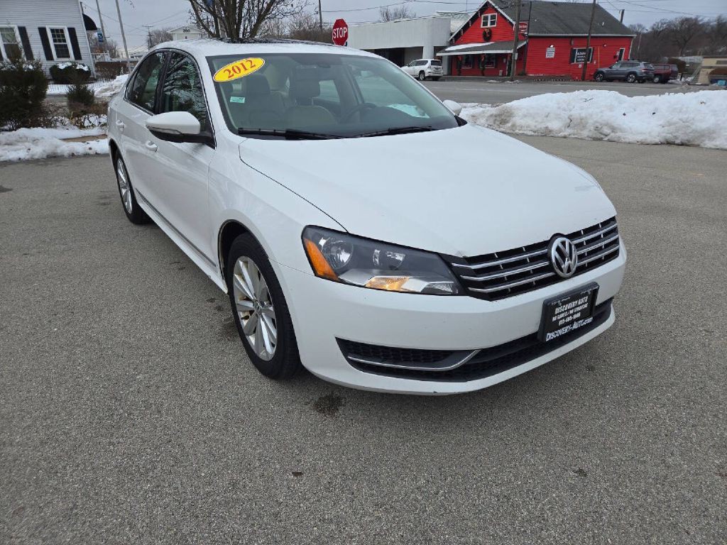 2012 Volkswagen Passat Image 3