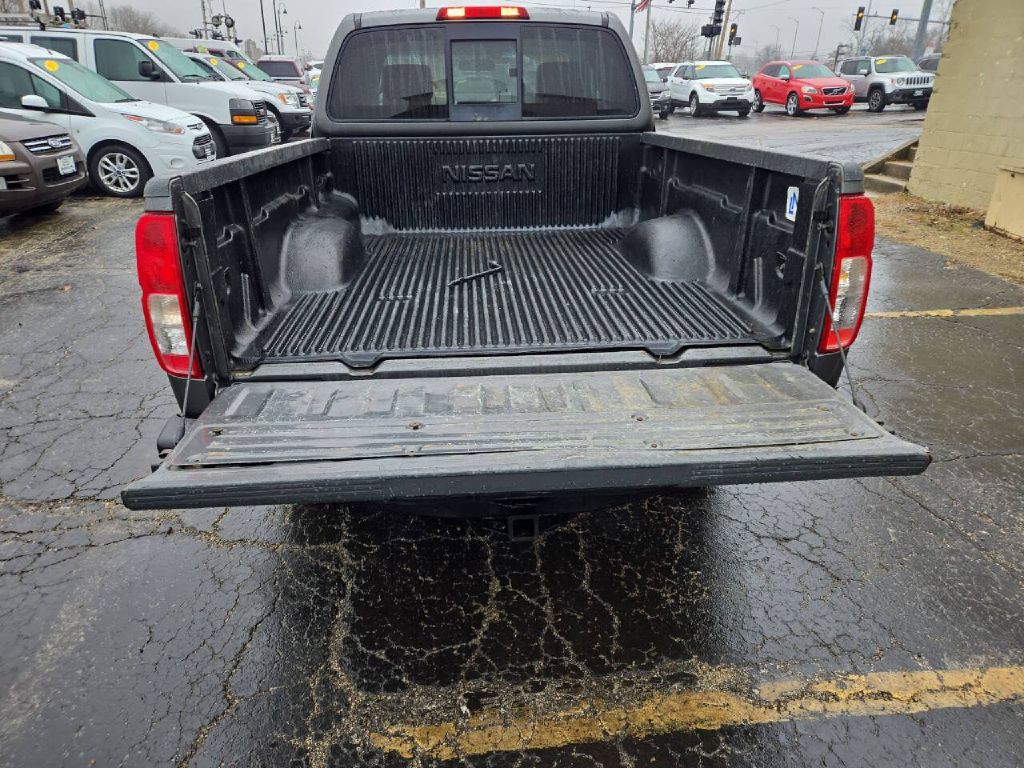 2009 Nissan Frontier Image 12