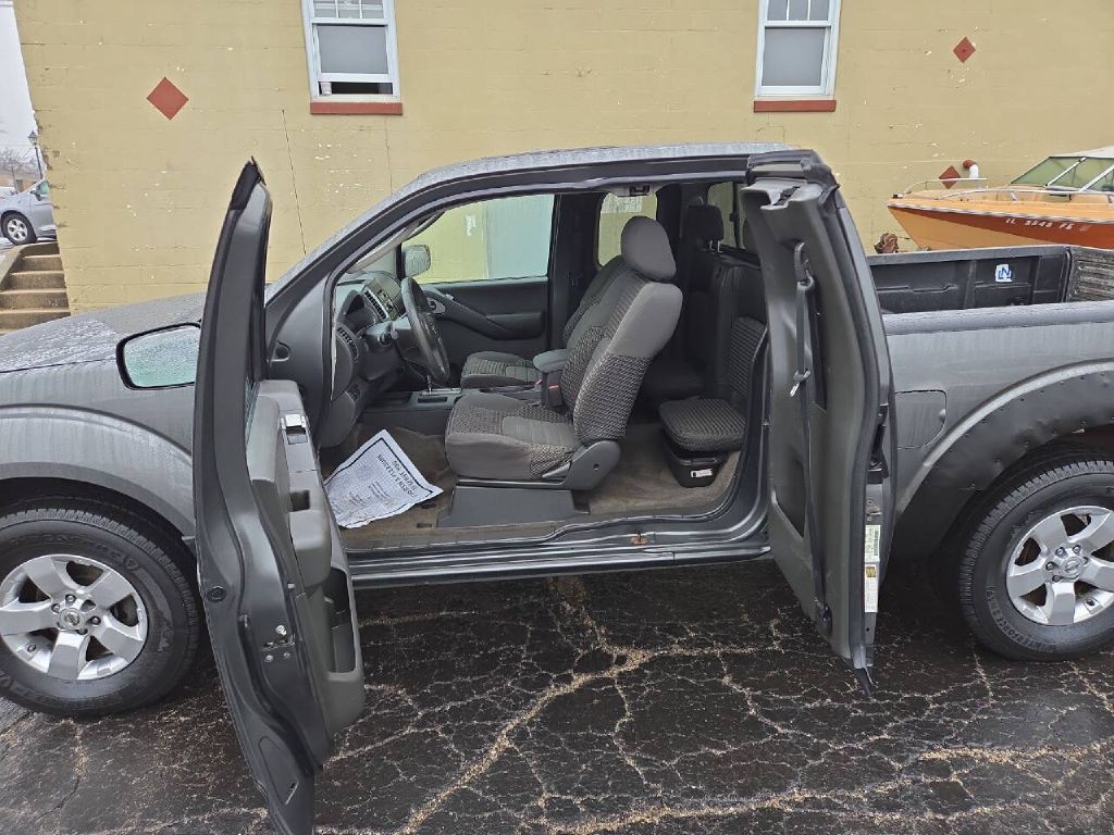 2009 Nissan Frontier Image 16
