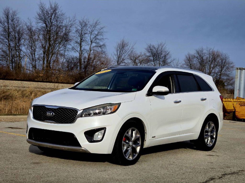2016 Kia Sorento Image 1
