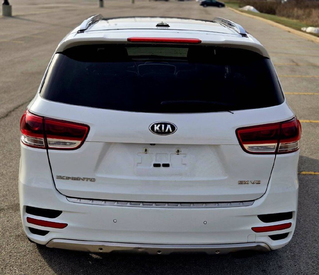 2016 Kia Sorento Image 5