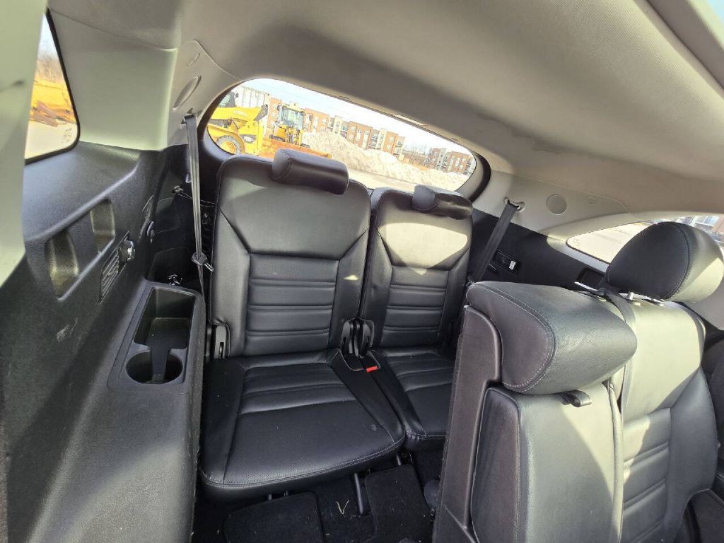 2016 Kia Sorento Image 8