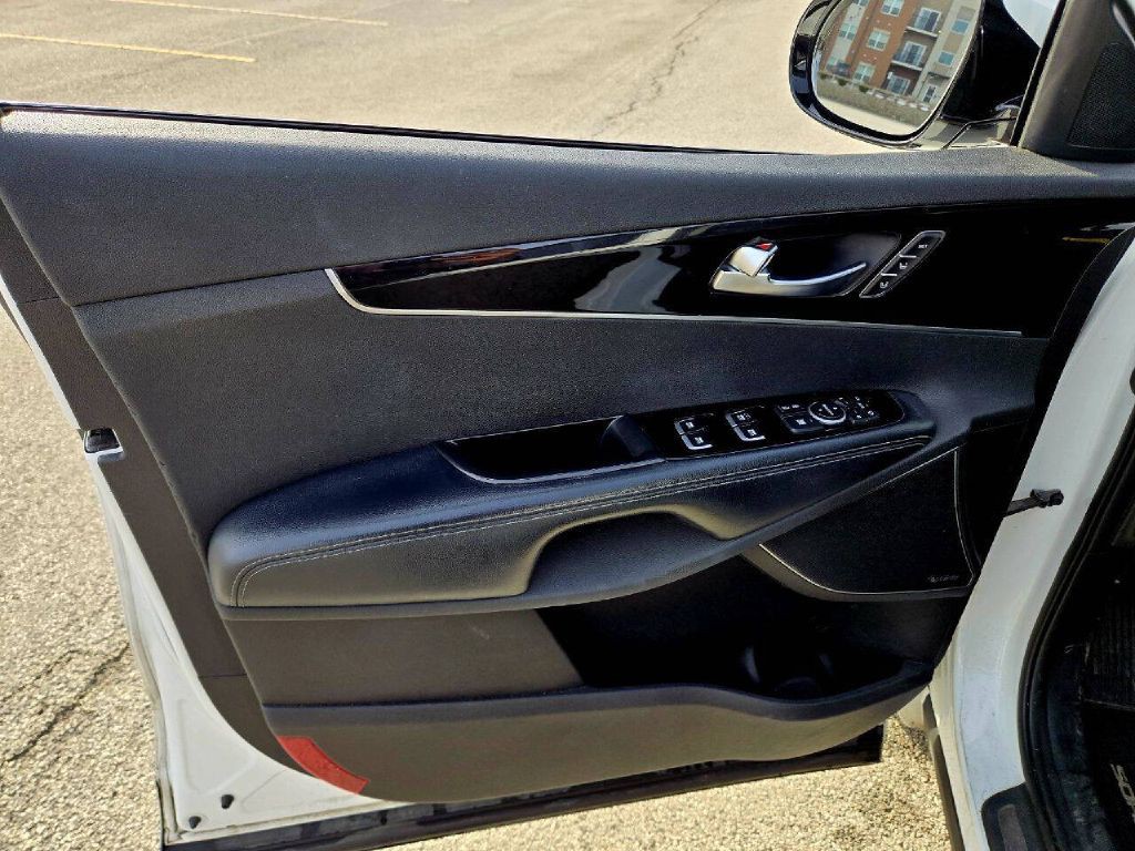 2016 Kia Sorento Image 14