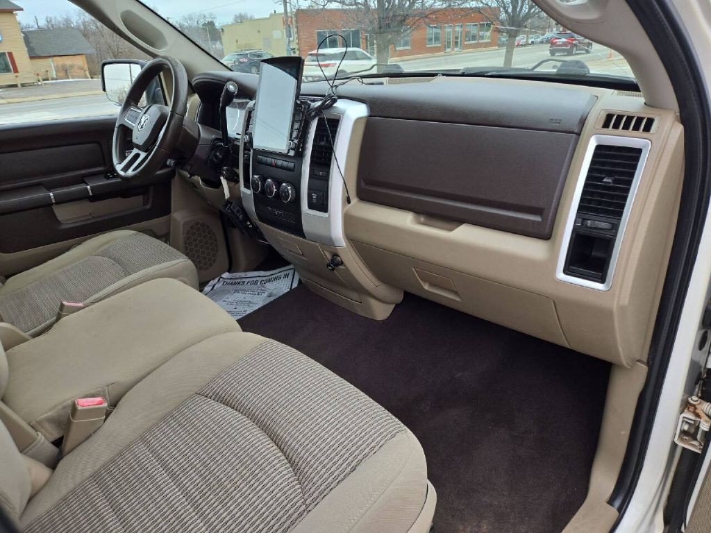 2009 Dodge Ram 1500 Image 12