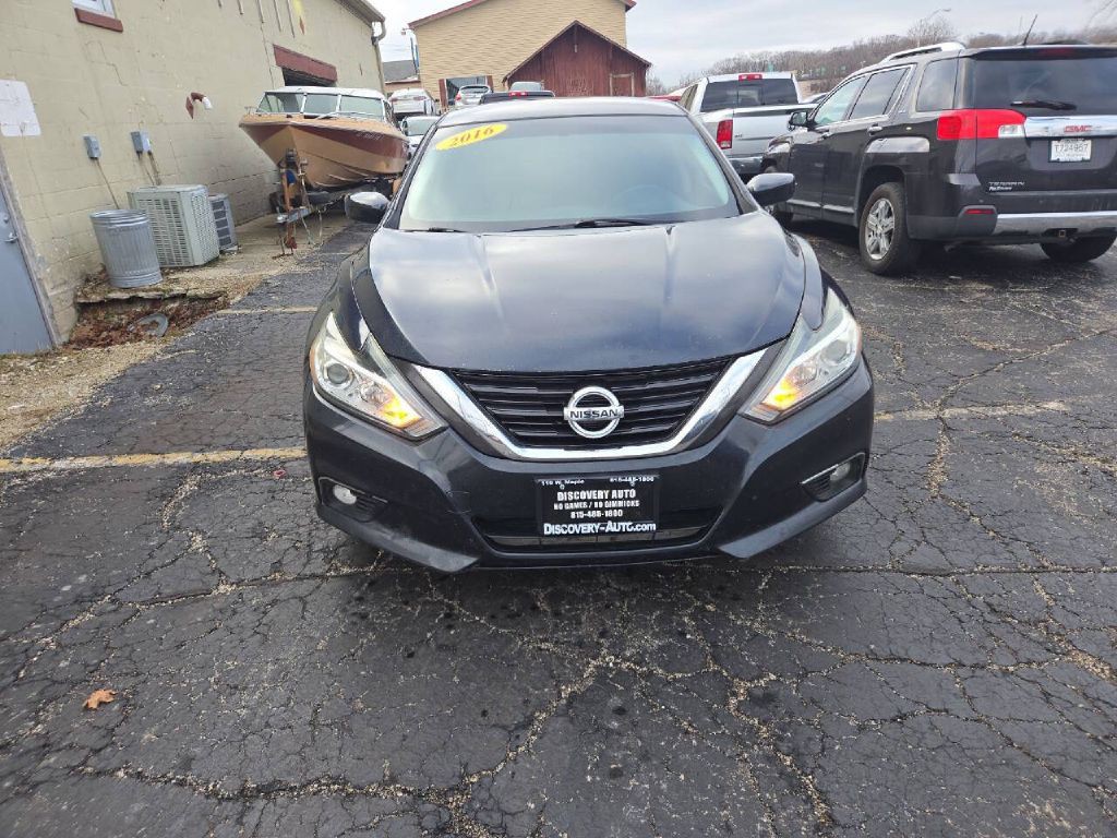 2016 Nissan Altima Image 2