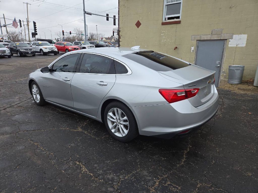 2017 Chevrolet Malibu Image 6
