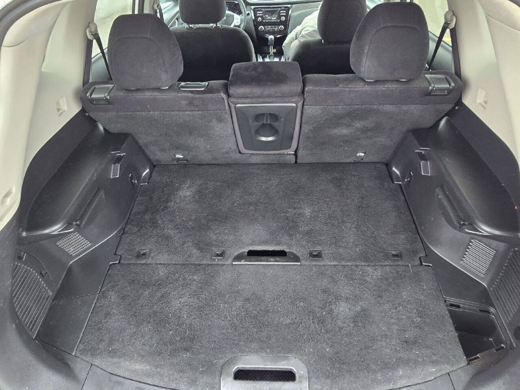 2014 Nissan Rogue Image 15