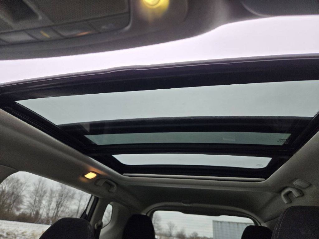 2014 Nissan Rogue Image 10