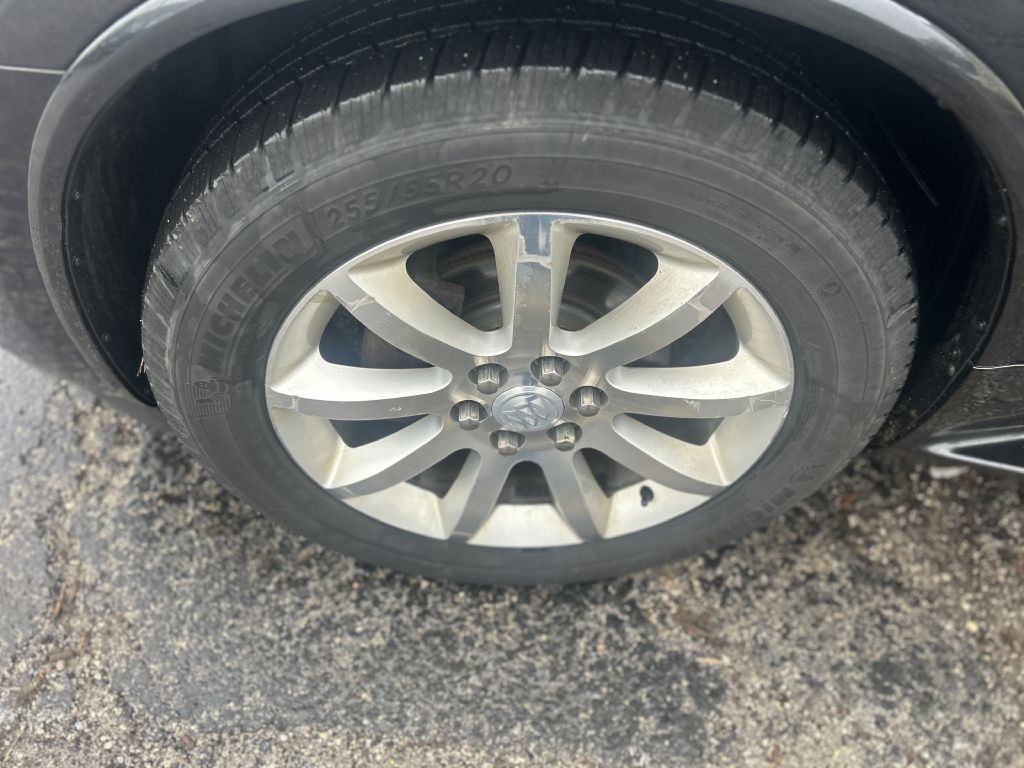 2015 Buick Enclave Image 15