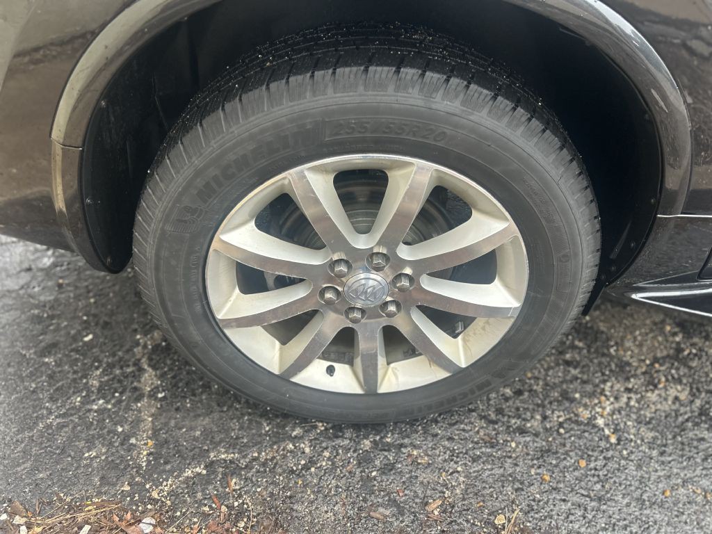 2015 Buick Enclave Image 16