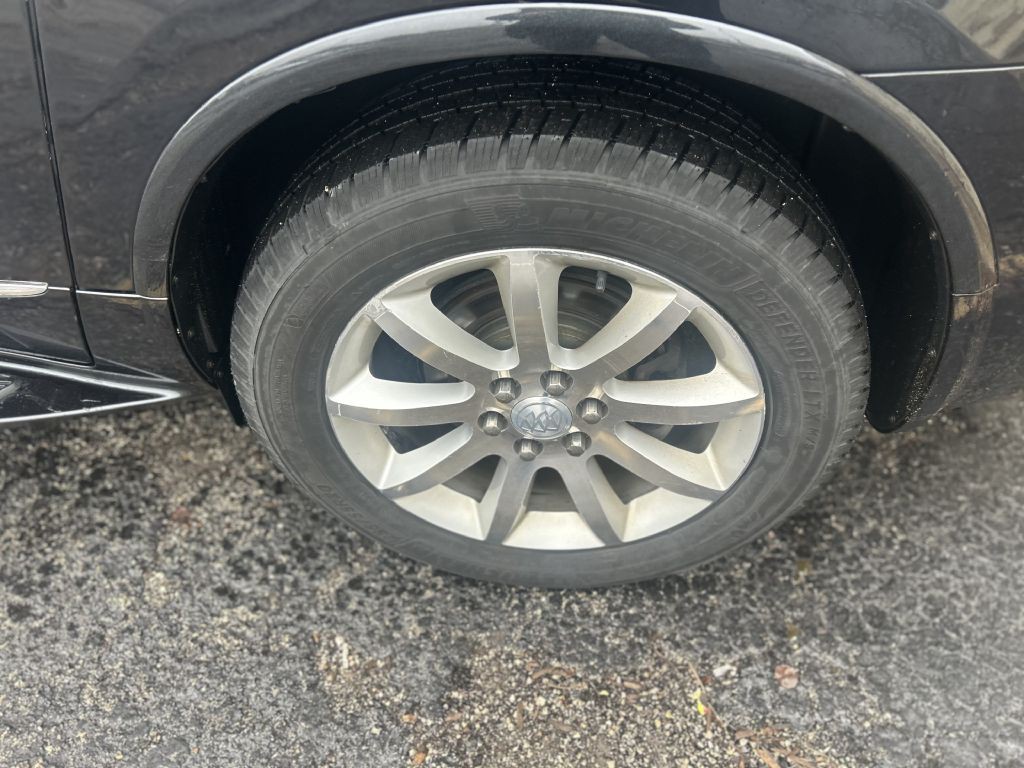 2015 Buick Enclave Image 17