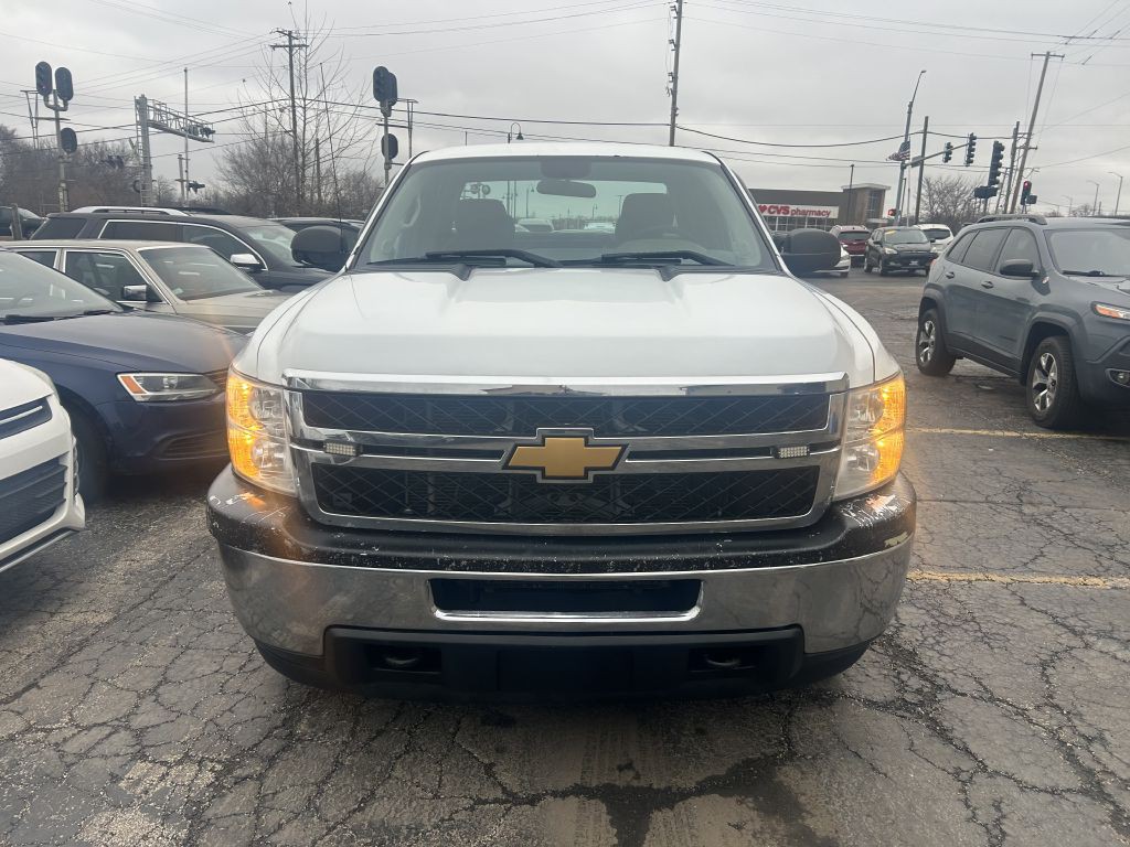 2013 Chevrolet Silverado 1500 Image 2