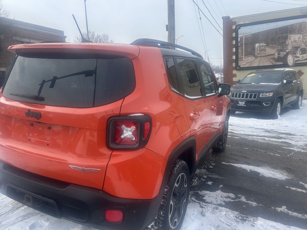 2016 Jeep Renegade Image 4