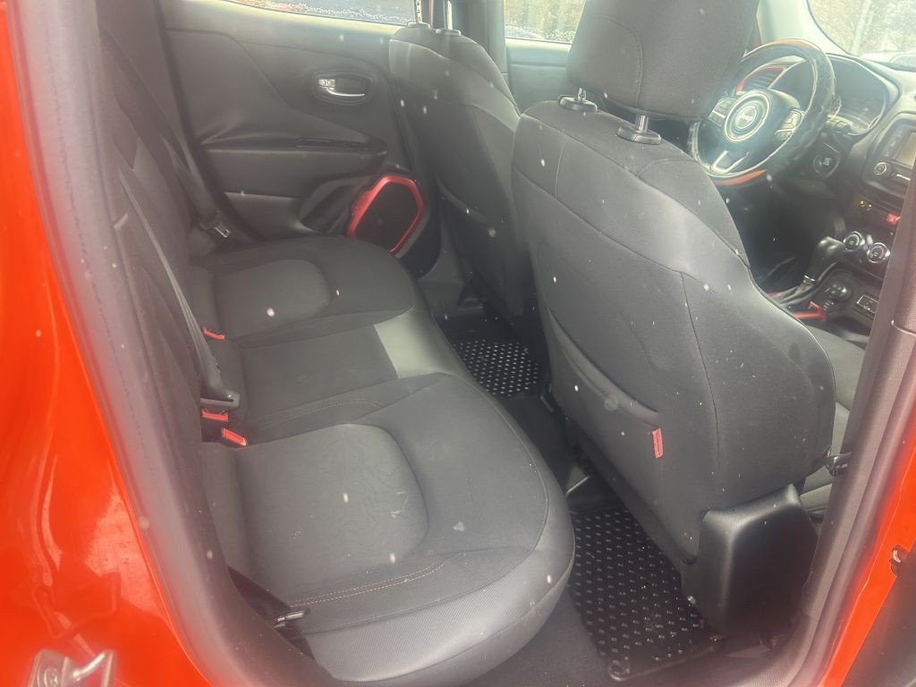 2016 Jeep Renegade Image 13