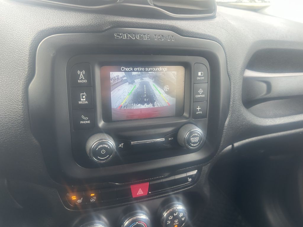 2016 Jeep Renegade Image 10