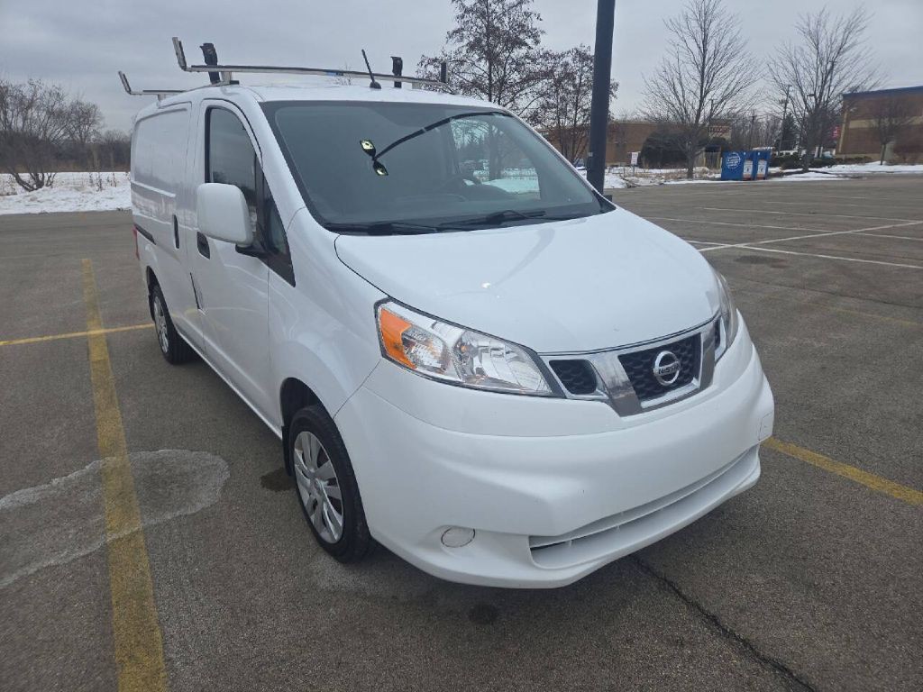 2017 Nissan NV200 Image 3