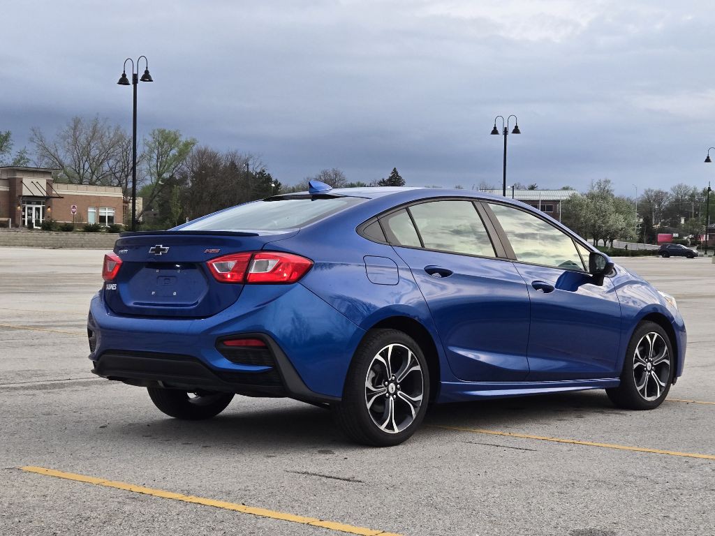 2019 Chevrolet Cruze Image 5