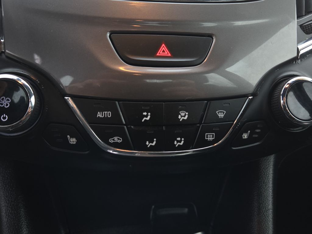 2019 Chevrolet Cruze Image 14