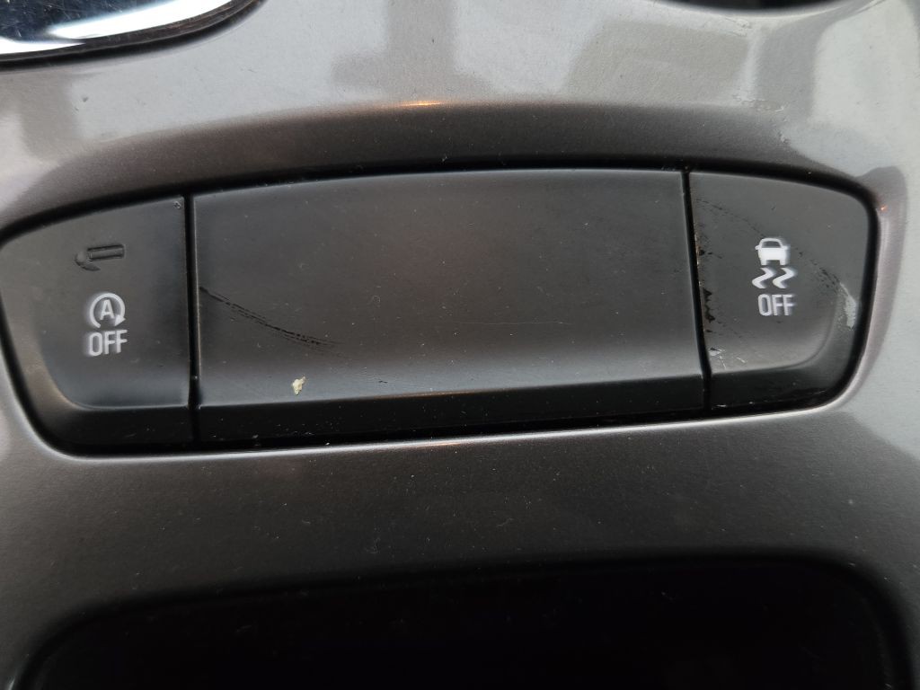 2019 Chevrolet Cruze Image 16